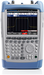 Rohde & Schwarz FSH8.08 Parte 1309.6000.08 Analizador de espectro portable con rango de frecuencia de 9 kHz a 8 GHz, preamplificador integrado para alta sensibilidad, interface USB y LAN para control remoto
